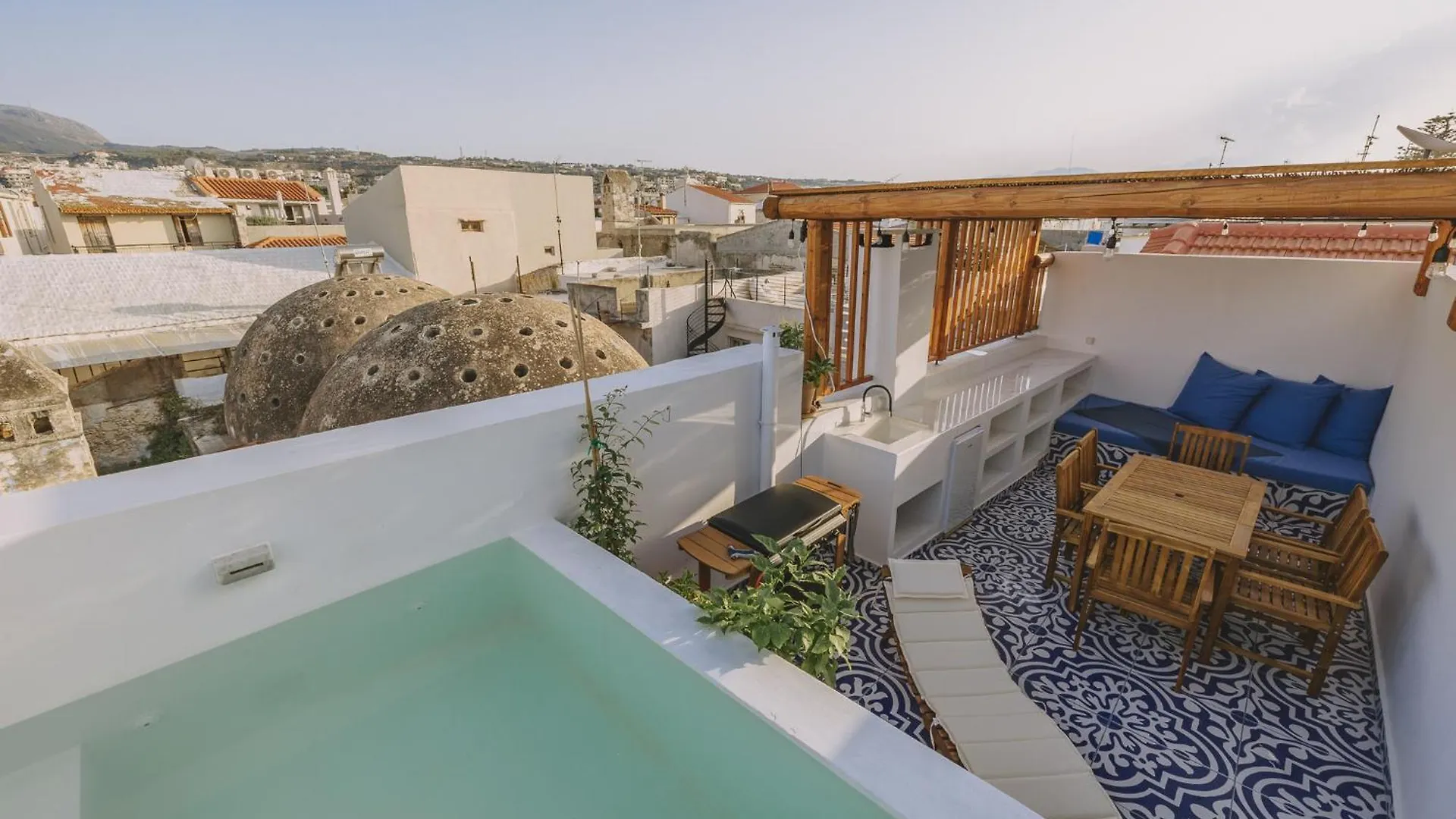 Minoos Residence With Roof Pool Rethymno